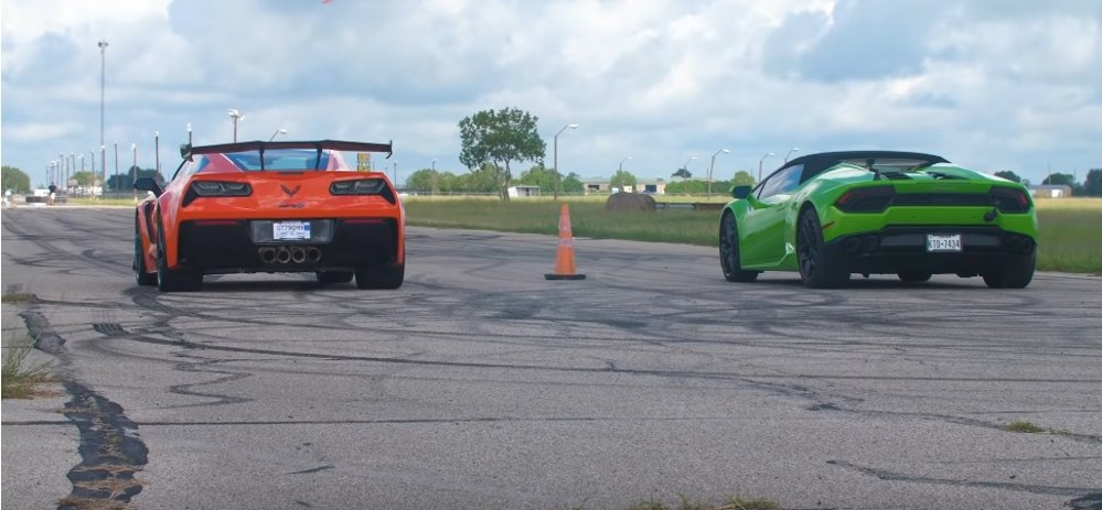 Corvette ZR1 Versus Huracan Rear