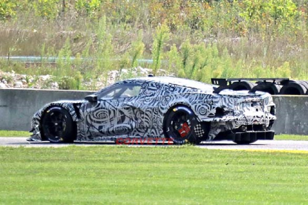 corvetteforum.com Corvette C8.R Mule Spy Photos