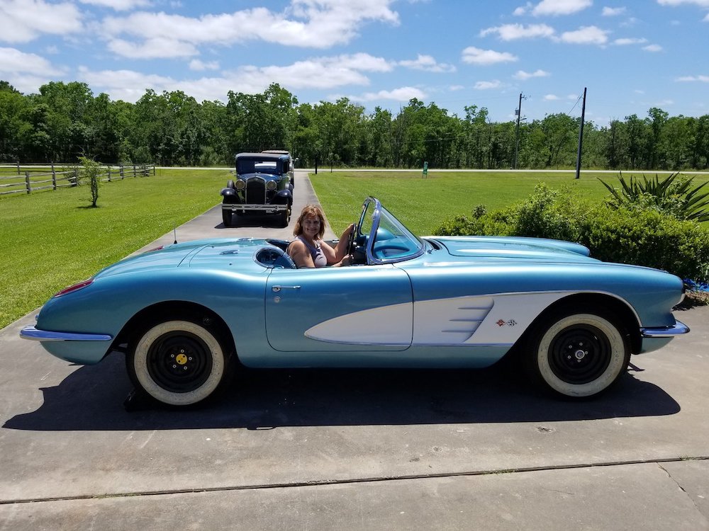 jjahn's 1959 C1 Corvette aka "Elizabeth Maybelline"