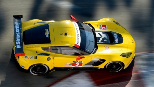 feature Corvette-Racing-C7R-No-3-720x340 in text