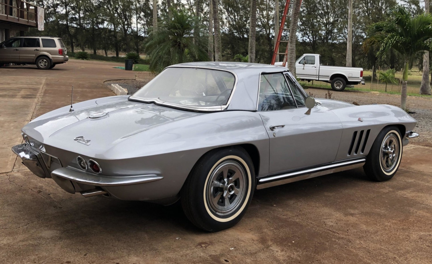 Silver '65 Corvette Convertible Has Us Dreaming of Hawaii