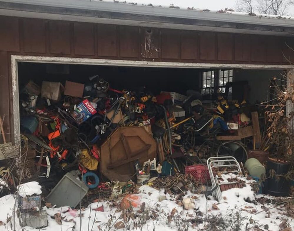 Messy Ohio Garage Hid Forgotten '65 Corvette