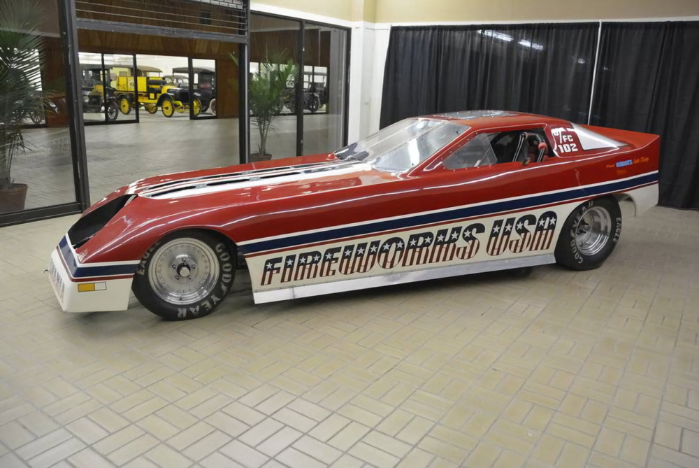 Jet Turbine-Powered 1984 Corvette Funny Car