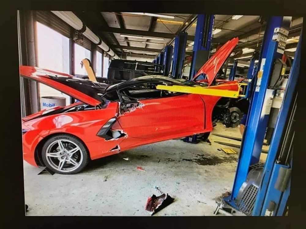 C8 Corvette Falls Off Lift at Dealership