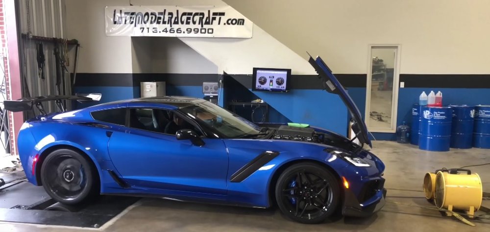 LMR1000HP Corvette ZR1