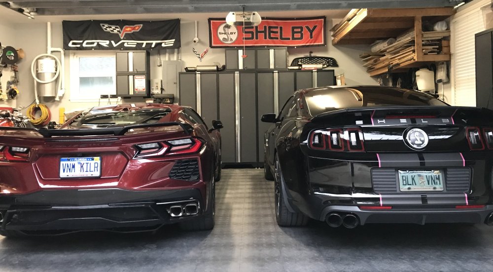 Corvette and GT500