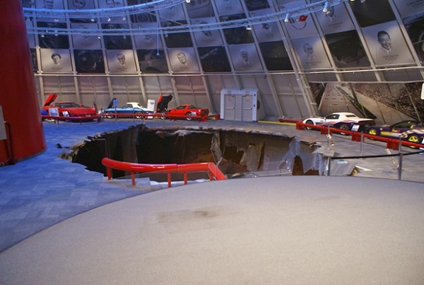 National-Corvette-Museum-Sinkhole-Wide-Resolution text