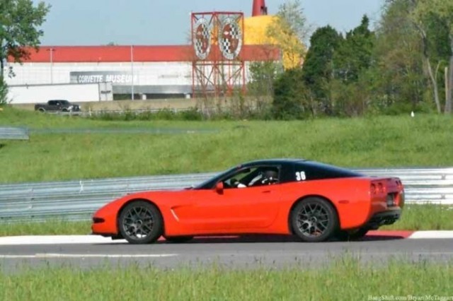 national-corvette-museum-track-bash010-685x456-685x456