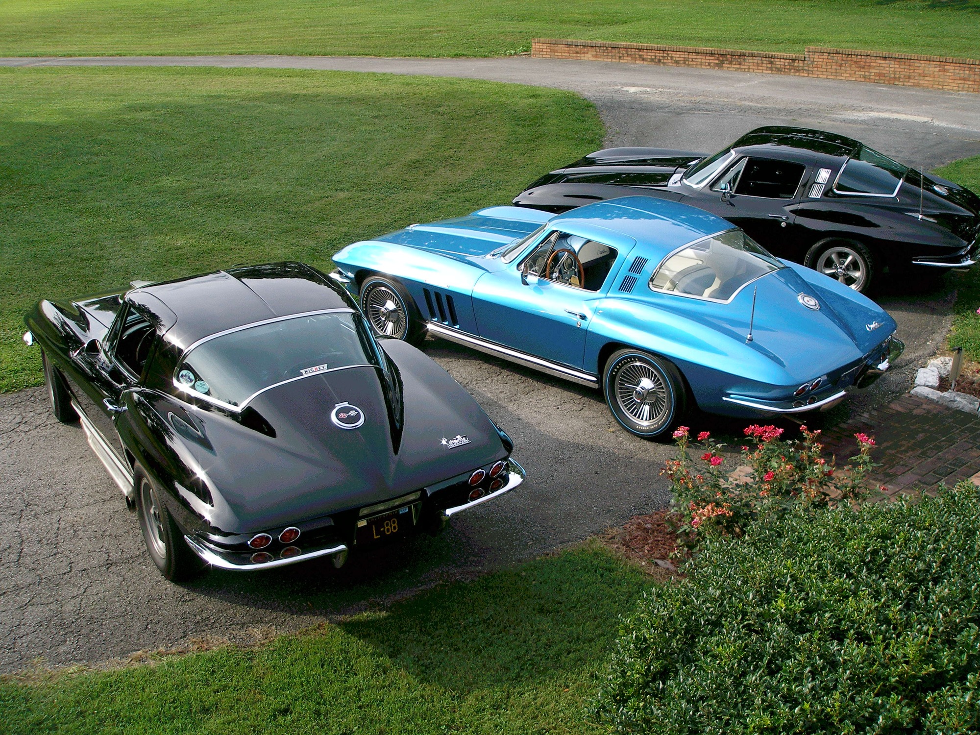 Dr L-88 1965 Nassau Blue Corvette 2020 Corvette of the year stock no modifications