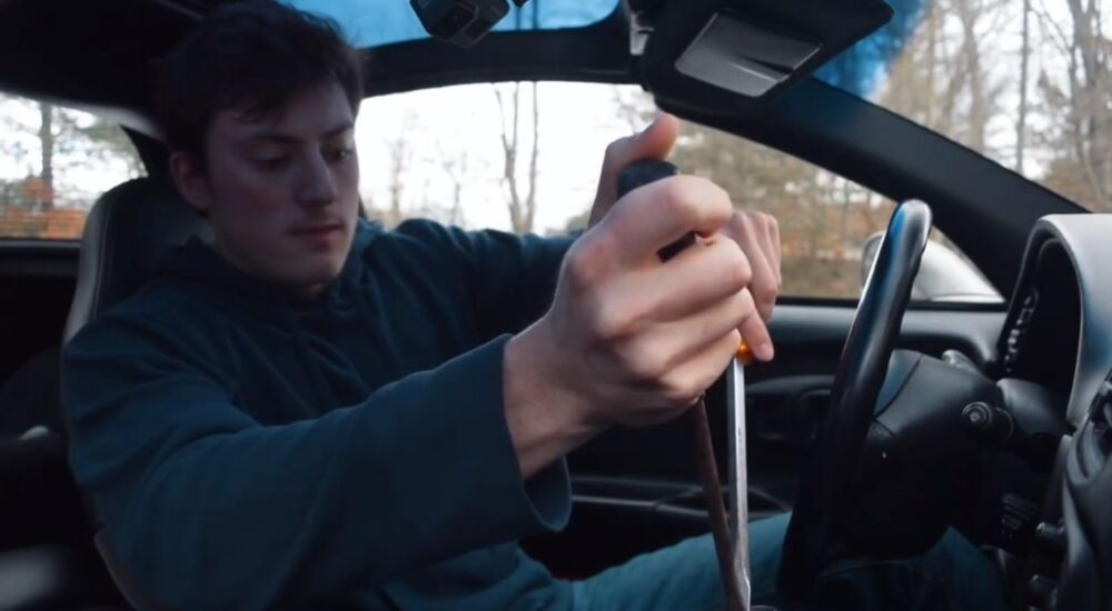 Corvette Owner Attempts to Eliminate Annoying C5 Shifter Rattle