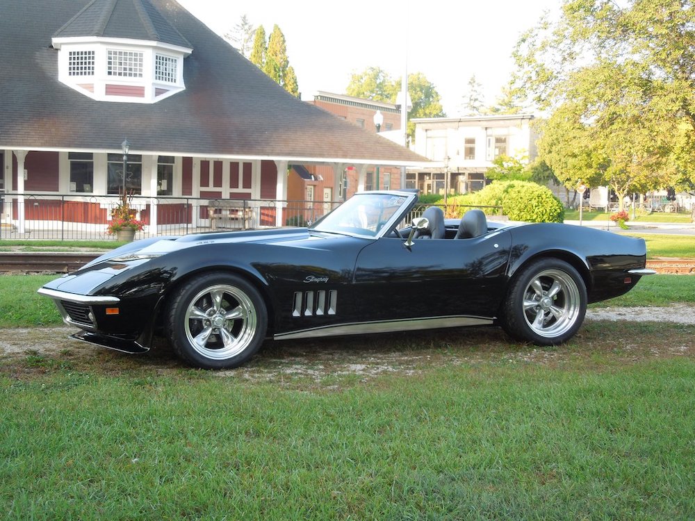 RobRace10's 1969 Corvette Convertibleorvette