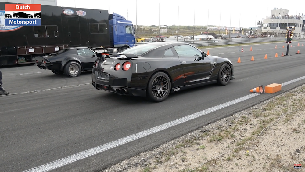 C3 Corvette Drag Racer Demolishes Competition with 9.3-l, 900-HP V8