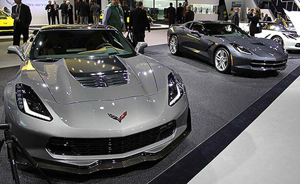 Shark Gray 2015 Corvette Z06 versus Cyber Gray 2014 Corvette Stingray