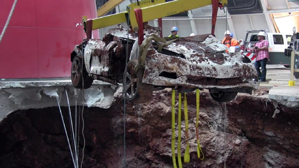 Sinkhole 1.5 Millionth Corvette at National Corvette Museum (9)