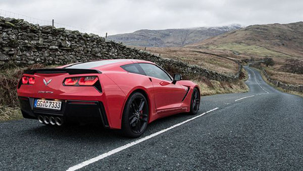 Top Gear Reviews C7 Corvette Stingray - Road Shot