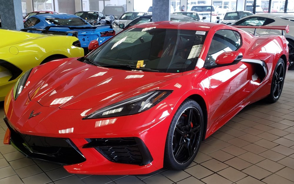 C8 in Torch Red