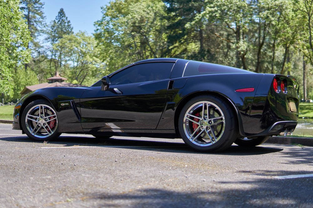 Black C6 Z06