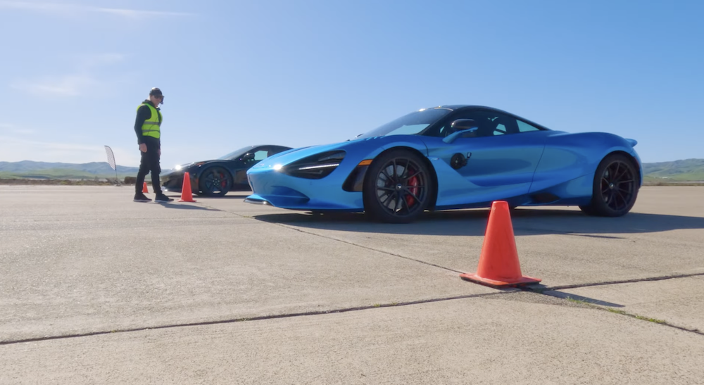 Corvettte E-Ray vs McLaren 750S U-Drag Race